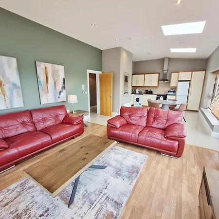 Apartamento Suburban Penthouse -no 1 *